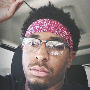 Meet your Posher, Aaron